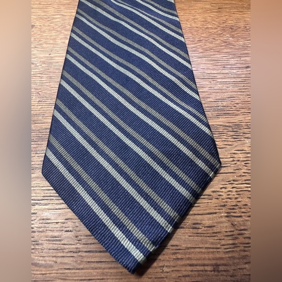 Brooks Brothers 346 Navy Gray Diagonal Stripe Pure Silk Neck Tie - Picture 2 of 3